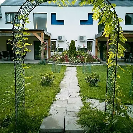 Cedar Crest 3* Брашов